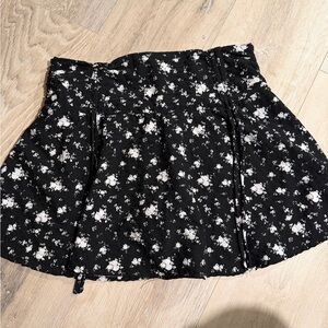 Sugarlips Monochrome Floral Skater Skirt